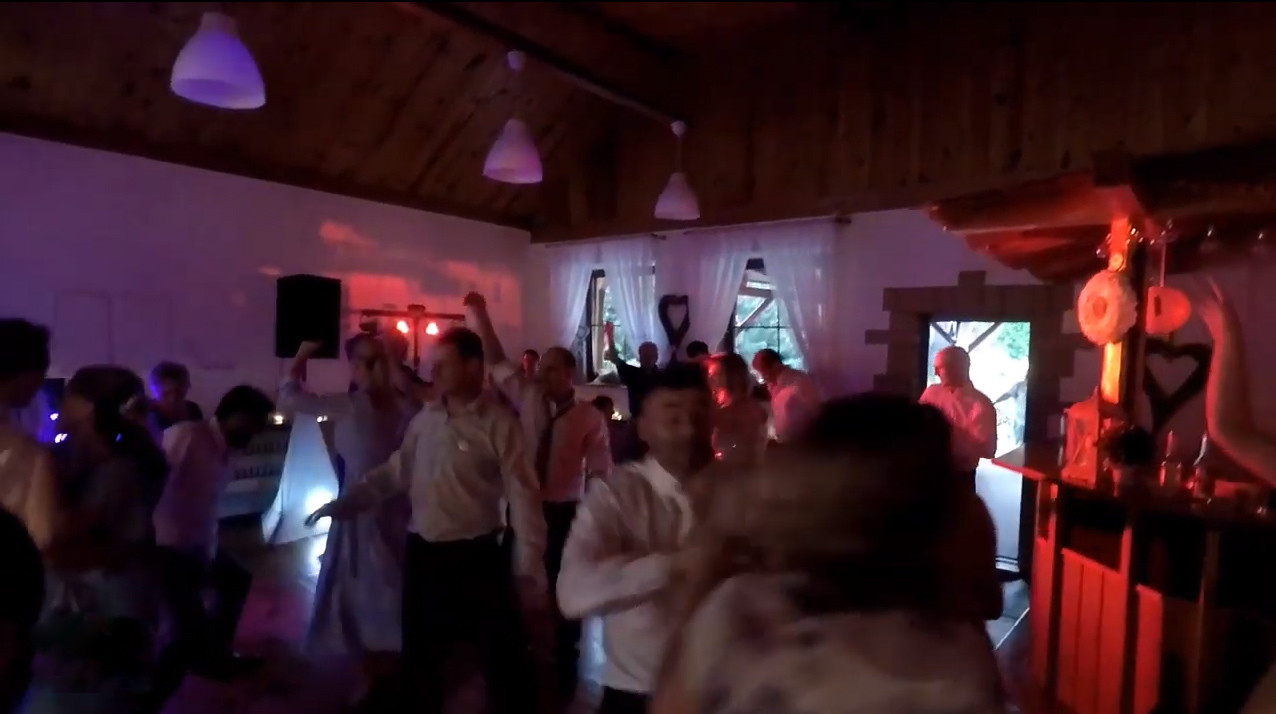 DJ Miki: Fantastická svatební party Dominiky a Jirky